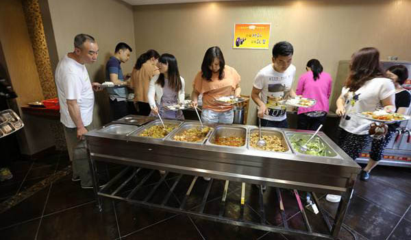 什么是團膳服務,食堂是否屬于團膳膳食？